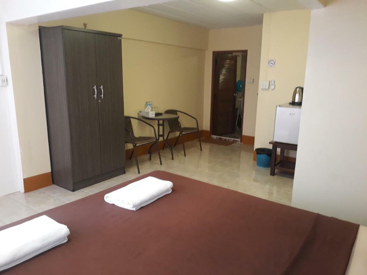 Relax Inn Бан-Пе Экстерьер фото